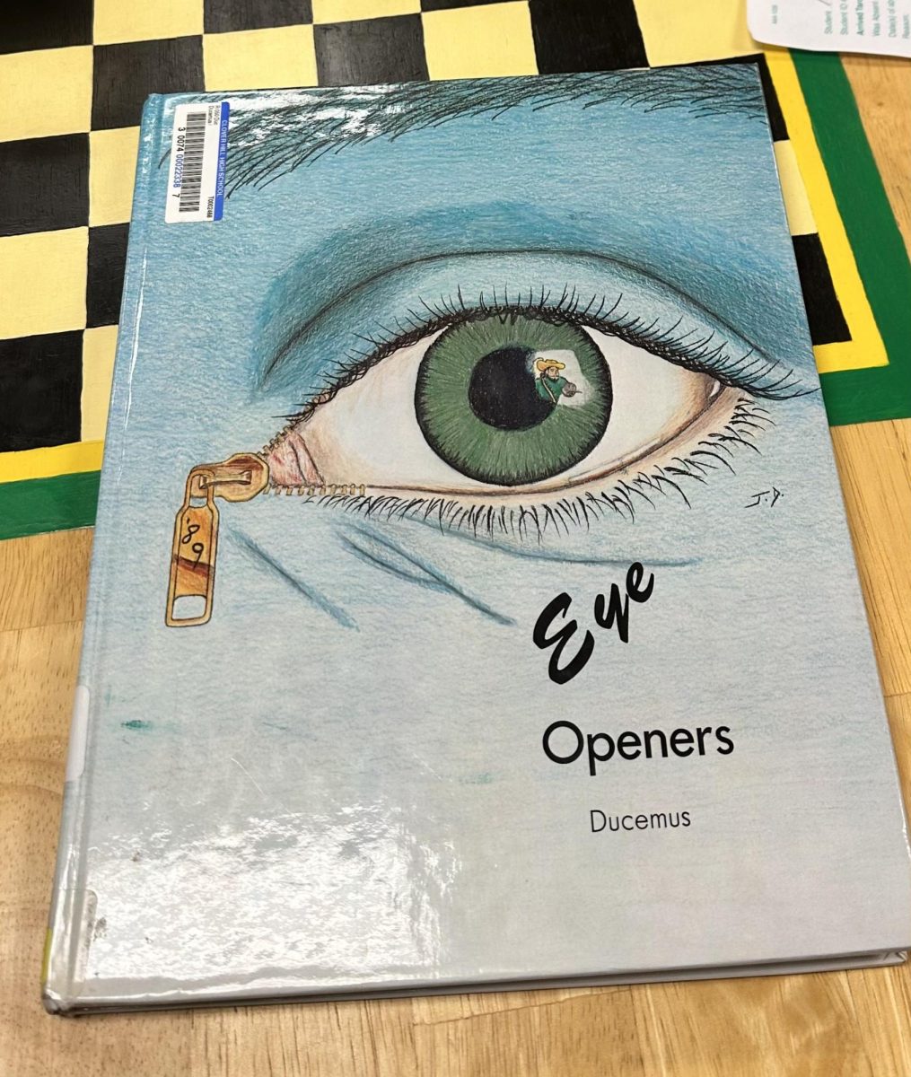 The cover of the 1989 Clover Hill High School yearbook