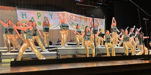 Iridescence performs their St. Patricks Day inspired show.