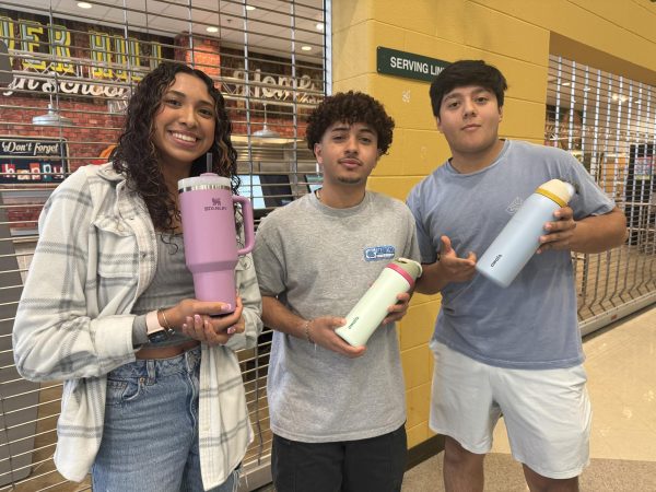 Students holding their water bottles.
[Left: Dakayla Caraball, middle: Alex Nunfio, right: Rodrigo Avalos]