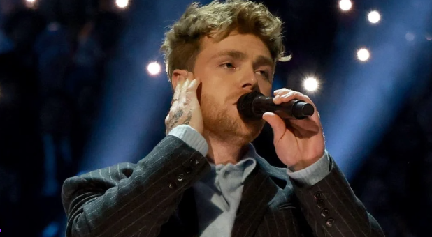 Alex Warren, best new artist nominee, performs during the show.